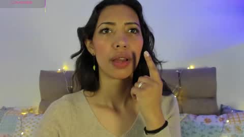 Snapshot of miss_veronica2 chatting on 02/07/25, 11:34 Miss Veronica online show from 02/07/25, 11:34