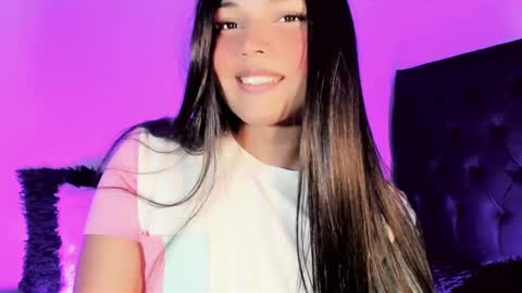 miss_zz online show from 10/28/25, 01:31