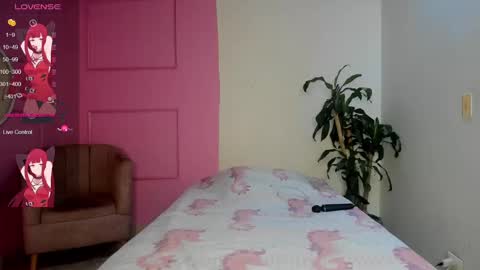 Snapshot of missangeldust chatting on 01/09/25, 12:09 missangeldust online show from 01/09/25, 12:09