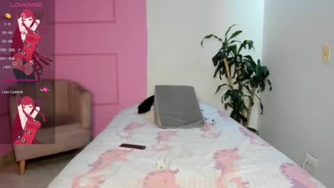 Snapshot of missangeldust chatting on 01/22/25, 12:06 missangeldust online show from 01/22/25, 12:06