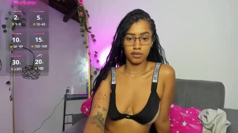 Snapshot of missangeldust chatting on 03/04/25, 03:15 missangeldust online show from 03/04/25, 03:15