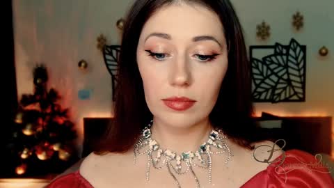 The divine Beverly online show from 12/25/24, 11:22