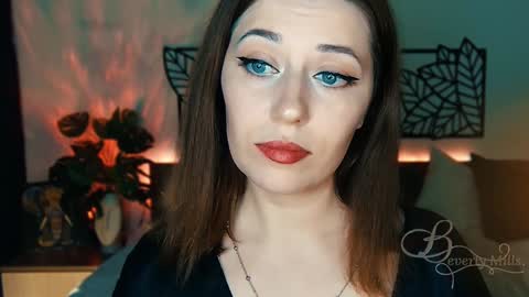 The divine Beverly online show from 01/17/25, 07:38