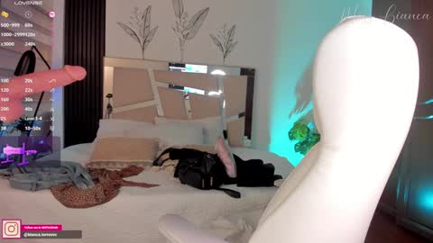 Bianca Torres online show from 12/10/24, 05:07