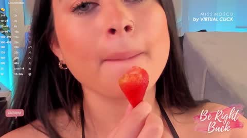 Bianca Torres online show from 01/22/25, 02:26