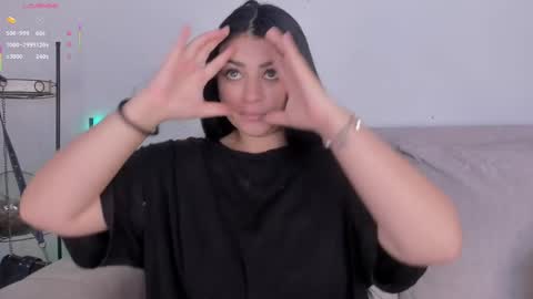 Bianca Torres online show from 09/30/25, 12:43