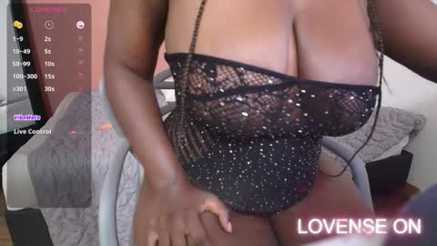 Snapshot of missbnasty_ chatting on 12/28/24, 08:58 Miss Evelyn online show from 12/28/24, 08:58
