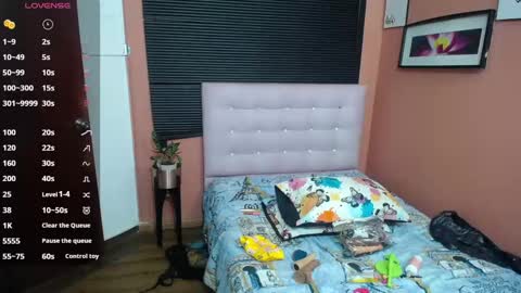Snapshot of missbnasty_ chatting on 02/27/25, 02:42 Miss Evelyn online show from 02/27/25, 02:42