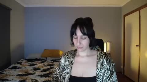 Snapshot of misscarmilla444 chatting on 09/22/25, 01:07 MissCarmilla444 online show from 09/22/25, 01:07