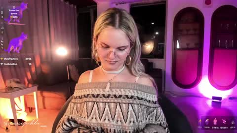 Snapshot of misschloe__ chatting on 02/06/25, 03:27 Chloe freelance model Please your thumbs up are important online show from 02/06/25, 03:27