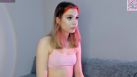 Hello dear my name Elisa online show from 02/03/25, 01:19