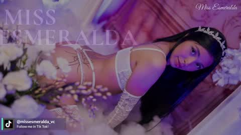 Snapshot of missesmeralda chatting on 02/06/25, 02:22 Julieta Arboleda but i like call me esme online show from 02/06/25, 02:22