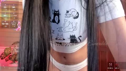Snapshot of missesmeralda chatting on 09/30/25, 09:53 Julieta Arboleda but i like call me esme online show from 09/30/25, 09:53
