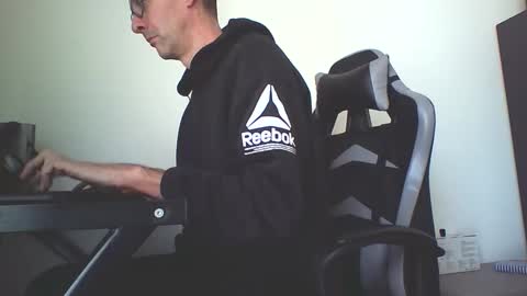 Snapshot of mission_cumpossible chatting on 10/12/25, 01:54 SperminatoR online show from 10/12/25, 01:54