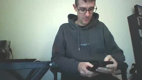 Snapshot of mission_cumpossible chatting on 11/06/25, 08:37 SperminatoR online show from 11/06/25, 08:37