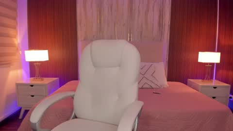 Bella Castillo online show from 01/23/25, 11:48