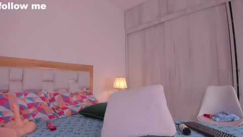 Snapshot of missjuliaa_ chatting on 12/30/24, 09:16 A N N Y online show from 12/30/24, 09:16