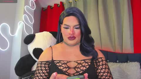 kassandra lazcano online show from 11/02/25, 10:45