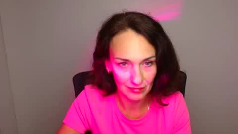 Snapshot of misskristyyy chatting on 09/26/25, 06:17 Christina online show from 09/26/25, 06:17