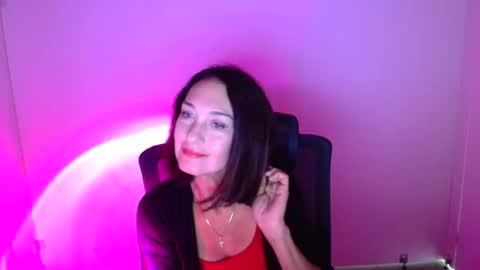 Snapshot of misskristyyy chatting on 10/03/25, 11:18 Christina online show from 10/03/25, 11:18