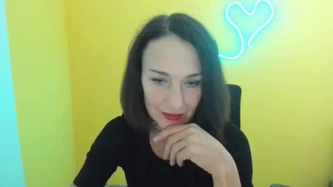 Snapshot of misskristyyy chatting on 10/22/25, 11:10 Christina online show from 10/22/25, 11:10