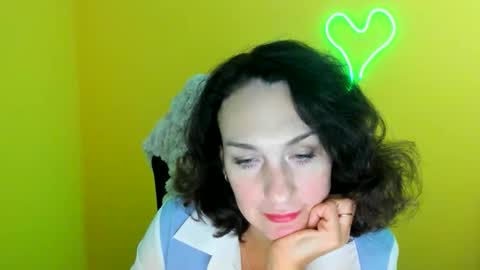 Snapshot of misskristyyy chatting on 11/03/25, 12:17 Christina online show from 11/03/25, 12:17