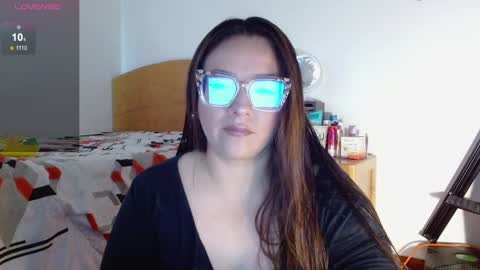 Snapshot of misslady__eva chatting on 02/10/25, 01:44 eva online show from 02/10/25, 01:44