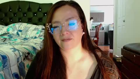 Snapshot of misslady__eva chatting on 03/03/25, 02:48 eva online show from 03/03/25, 02:48