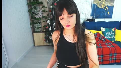 Snapshot of misslauraslim chatting on 01/12/25, 10:34 MissLaura online show from 01/12/25, 10:34