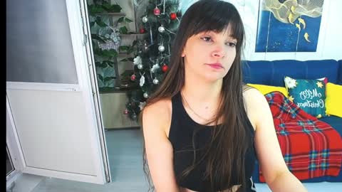 Snapshot of misslauraslim chatting on 01/13/25, 06:27 MissLaura online show from 01/13/25, 06:27