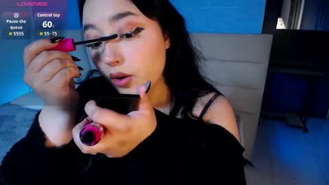 Miss Loise online show from 09/19/25, 04:25