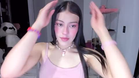 missloren333 online show from 01/08/25, 07:55