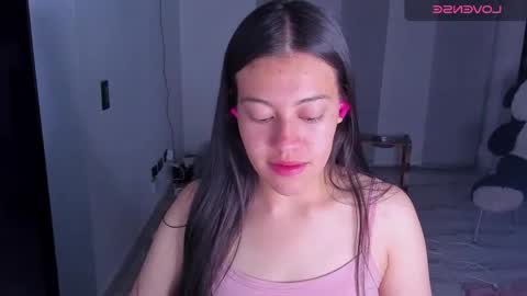 missloren333 online show from 09/13/25, 08:47