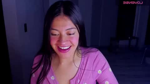 missloren333 online show from 09/25/25, 07:56