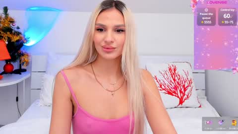 Snapshot of misslou_ chatting on 01/18/25, 09:45 Lou online show from 01/18/25, 09:45