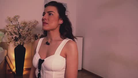 Snapshot of misslullu chatting on 11/13/25, 03:00 Lullu online show from 11/13/25, 03:00