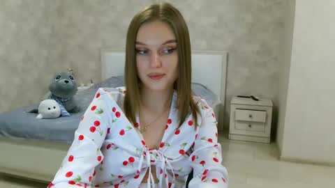 Snapshot of missmariat chatting on 01/22/25, 05:59 OneGoddess online show from 01/22/25, 05:59