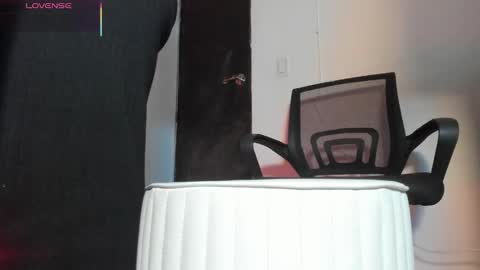 Martina online show from 11/08/25, 11:32