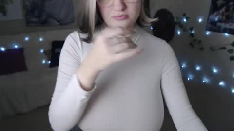 Li  online show from 02/20/25, 05:07