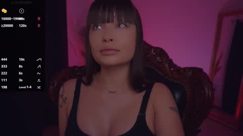 LUXXANDRA online show from 02/10/25, 05:25