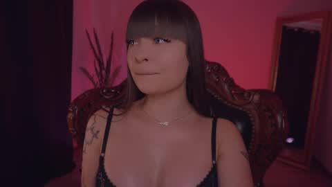 LUXXANDRA online show from 03/09/25, 10:08