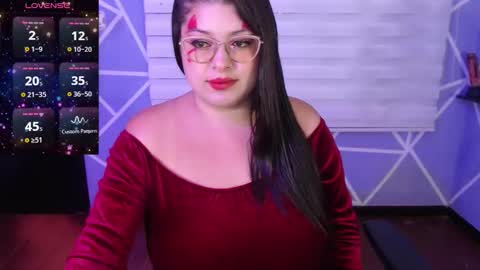 Miia online show from 10/31/25, 04:19