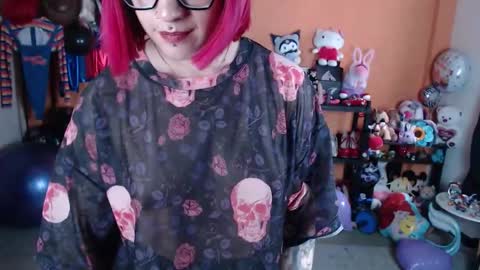 Miss Mia online show from 10/10/25, 03:00