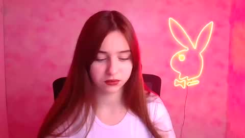 Snapshot of missmiamiss chatting on 11/14/25, 06:39 Mia online show from 11/14/25, 06:39