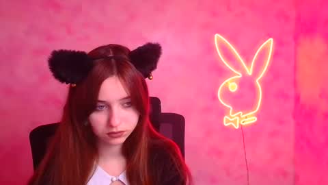 Snapshot of missmiamiss chatting on 11/16/25, 12:44 Mia online show from 11/16/25, 12:44