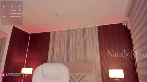 Snapshot of missnataly_ chatting on 09/22/25, 09:39 Nataly Rivas online show from 09/22/25, 09:39