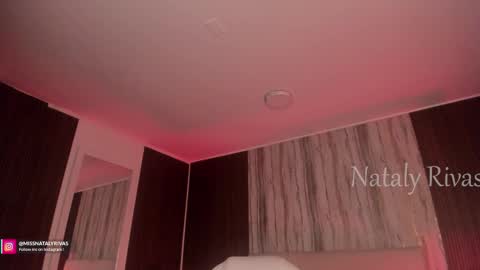 Nataly Rivas online show from 10/23/25, 09:46