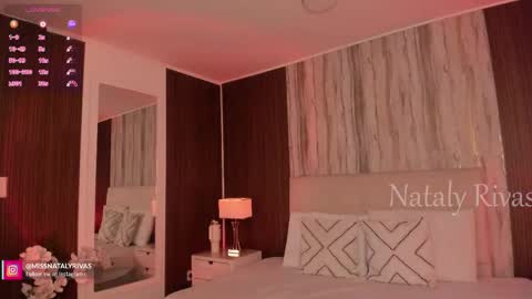 Nataly Rivas online show from 11/10/25, 09:58