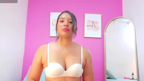 Snapshot of missortiz chatting on 11/15/25, 12:34 Ortiz online show from 11/15/25, 12:34