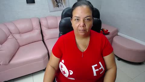 Penelope online show from 01/03/25, 11:57